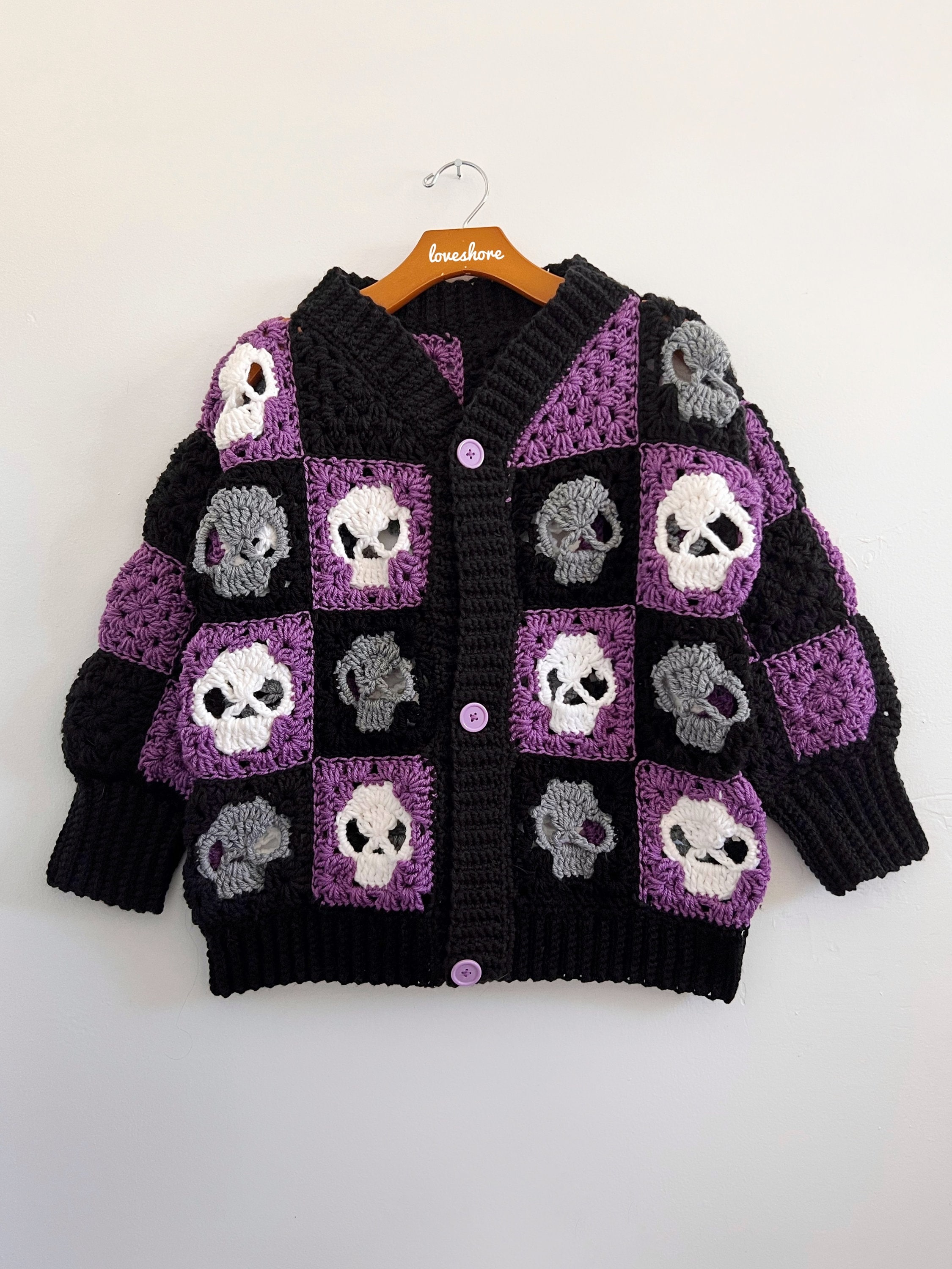 25 Skull Granny Square Crochet Patterns for Halloween, Gothic Decor, and Clever Motifs 4 PRINTER-friendly Memento Mori (Skull Granny Square