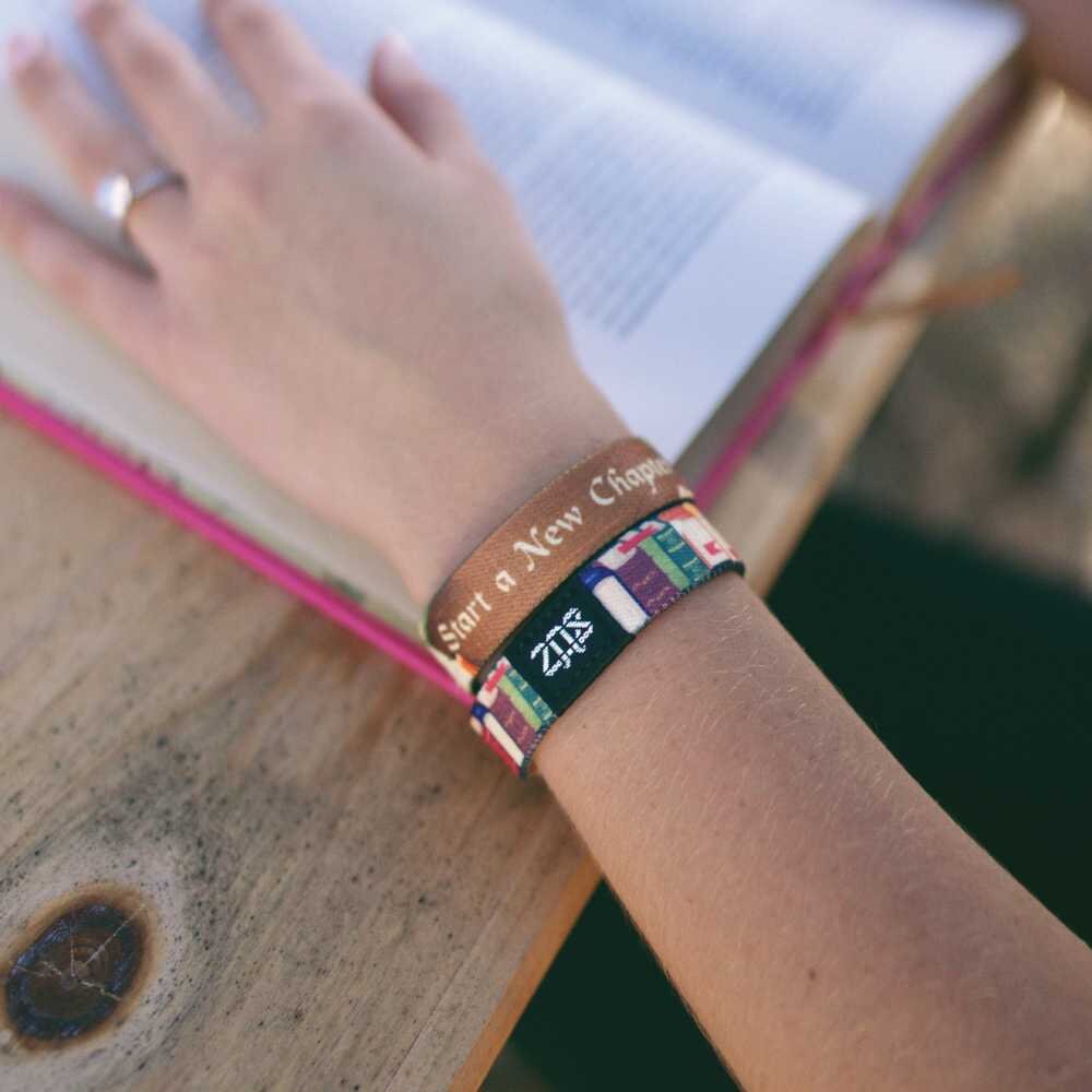 Start a New Chapter Wristband bookworm Book Lover ZOX