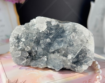 Calcedonia azul con cristal de apofilita / Decoración del hogar, ejemplar de colección