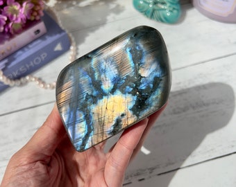 Flashy Blue Labradorite Freeform | Crystal Home Decor (12.9 oz)