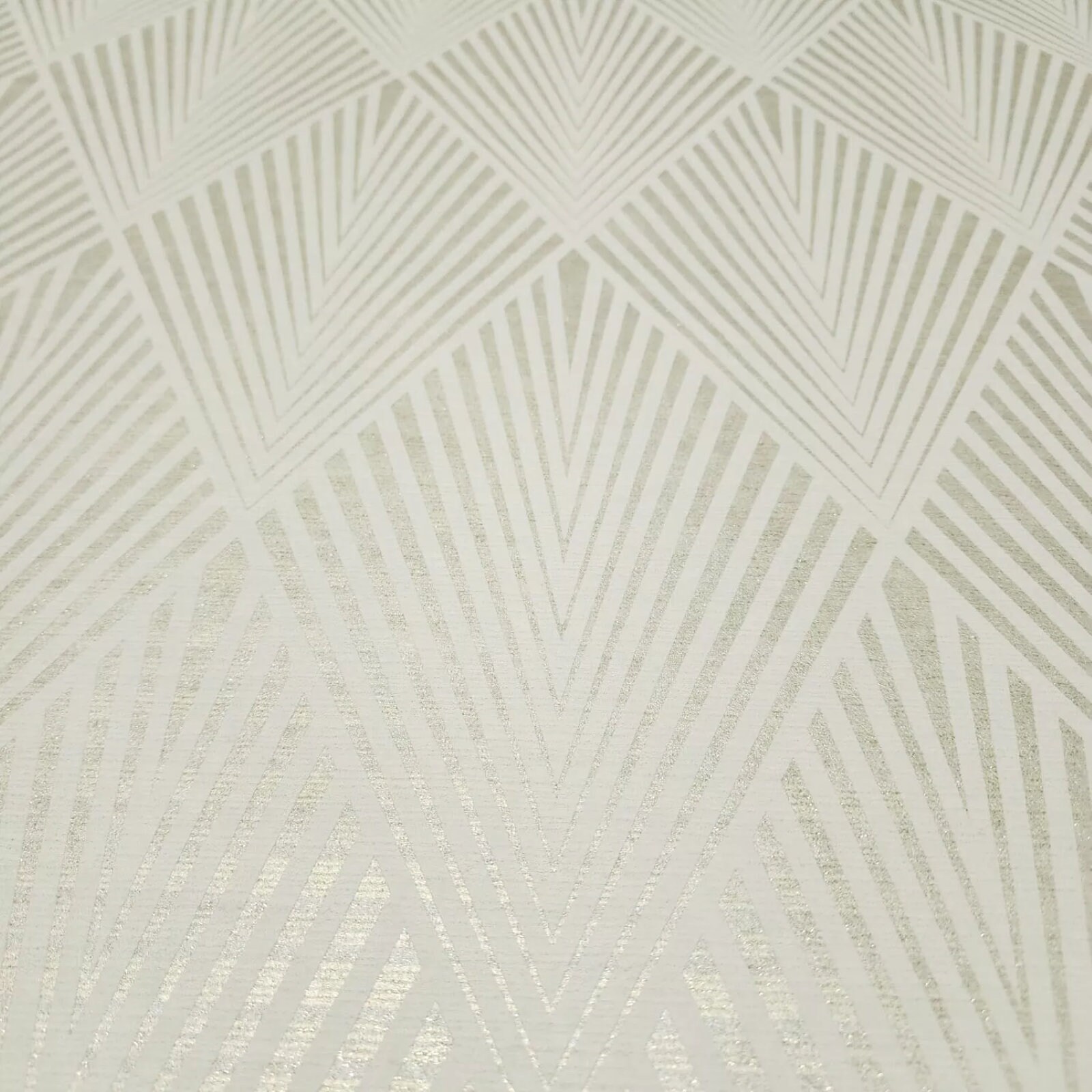 Retro Art Deco Diamond Ivory off White Gold Metallic Textured Wallpaper ...