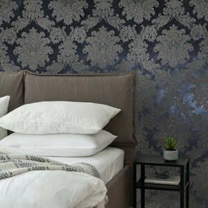 Natural Mica Vermiculite Black Gray Glitter Victorian Damask textured Wallpaper