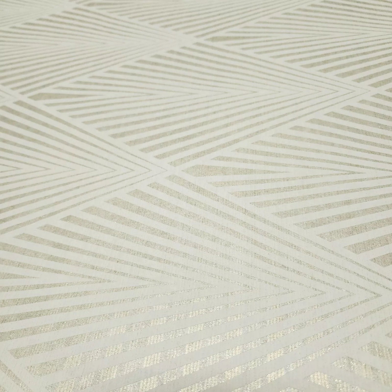 Retro Art Deco Diamond Ivory off White Gold Metallic Textured Wallpaper ...