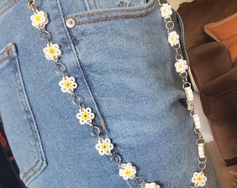 Daisy Jean Chain - Super Cute and Fun Perler Bead Daisy Jean Chains - 22 Inches Long - With Heavy Duty Jump Rings and Extra Flowers