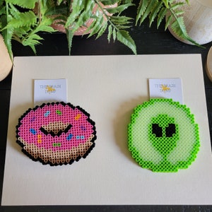 It&#39;s A Vibe Coastasss! Cute Alien & Donut Perler Bead Drink Coasters Nostalgia Vibes Colorful Fun Artkal Fuse Midi Beads Home Decor Y2K 90s