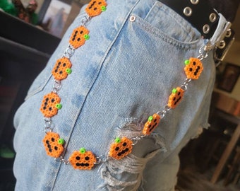 Jack-o-lantern Jean Chain - Super Cute & Fun Perler Bead Halloween Pumpkin Belt Wallet Chain - Spooky Season Vibes - Costume Accessories