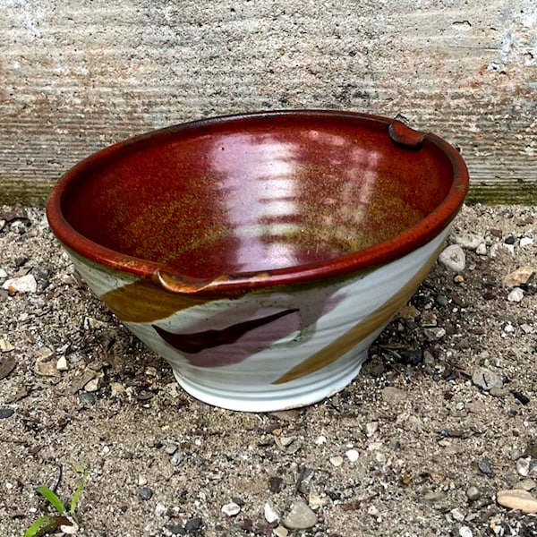 Handmade Bowl with Chopstick Rests - for ramen, udon, noodles or soup - 7.5in Diameter