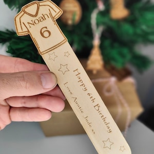 Marque-page de football personnalisé pour enfants, nom gravé au laser, idéal pour Noël, un anniversaire ou Noël