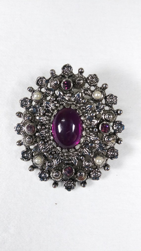 Vintage Sarah Coventry Purple/Pearl Jeweled Penda… - image 3