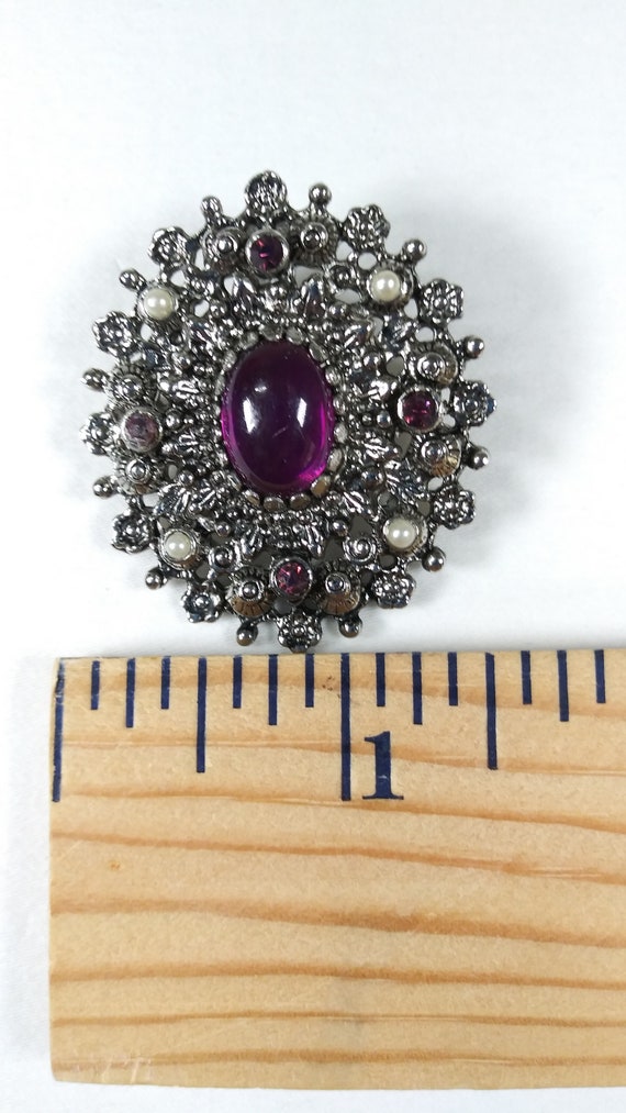 Vintage Sarah Coventry Purple/Pearl Jeweled Penda… - image 8