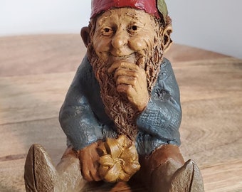 MUGMON Tom Clark 1984 #77 Gnome with flower Cairn Studio