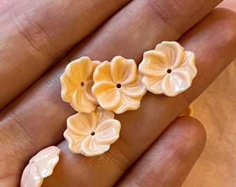8 vintage Pêche Légère Rose Corail Lucite Fleur Perles Perles Perles | | détaillées des pétales Années 1980