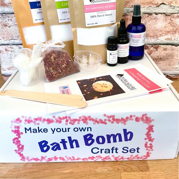 Easy Bath Bomb Making Kit - 100% Natural - Made in the UK - Vegan Friendly - Aromatherapy Bath Bomb DIY Set - Party Craft Set - Age 8yrs+