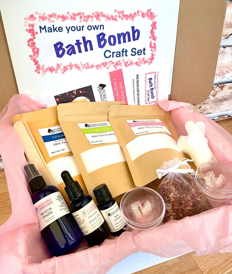 DIY Bath Bomb Making Kit - 100% Natural - Made in the UK - Vegan Friendly - Aromatherapy Bath Bomb DIY Set - Party Craft Set - Age 8yrs+