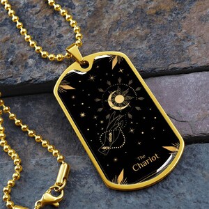 Pendentif tarot, le char, persévérance, motivation, courage, gravure gratuite