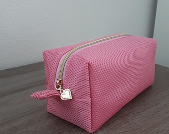 Boxy bag, cosmetic bag