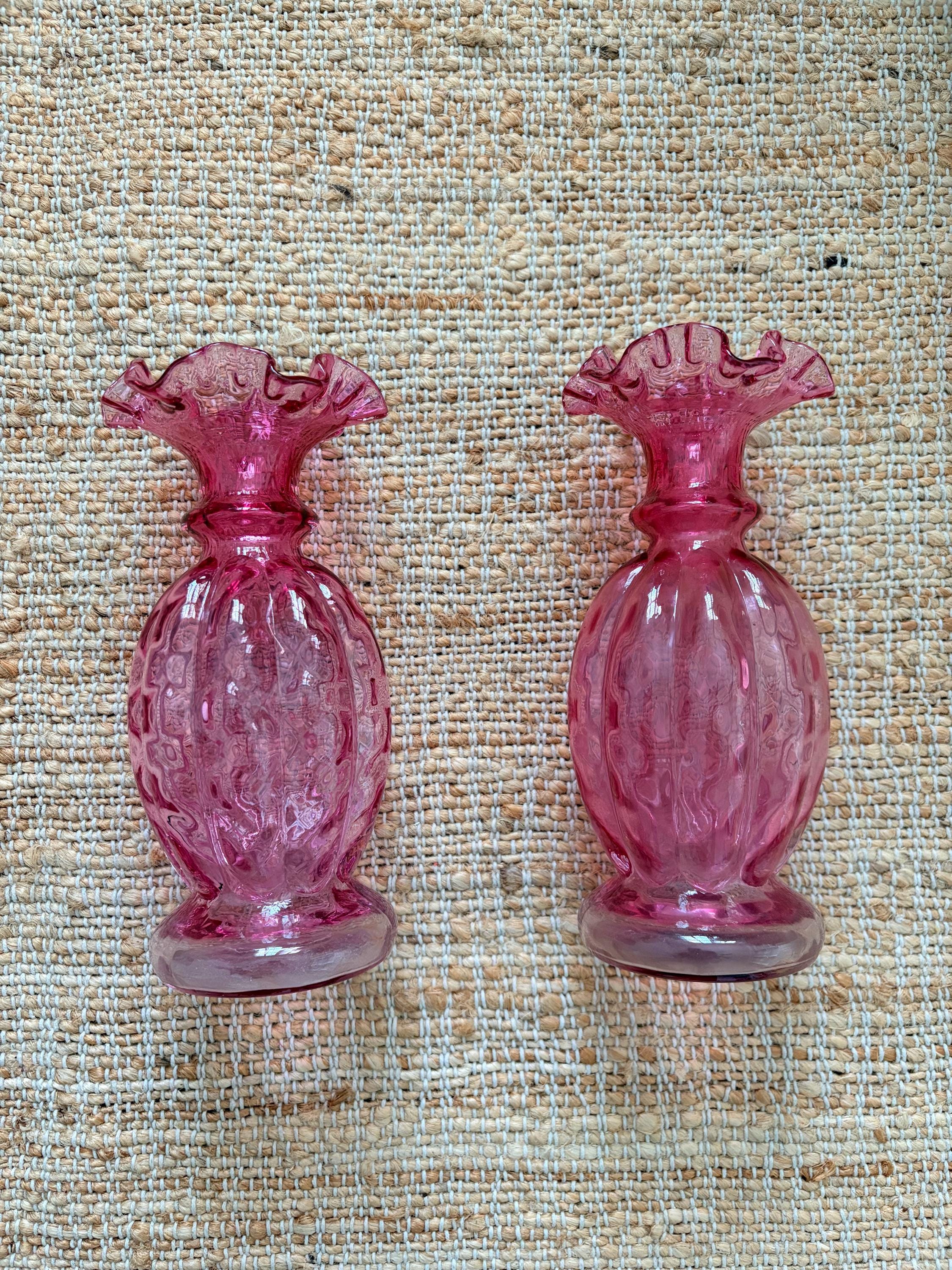 【週末SALE中！!】フェントン　ホブネイル　クランベリーガラス花瓶 2025年最新】フェントン クランベリーの人気アイテム - メルカリ