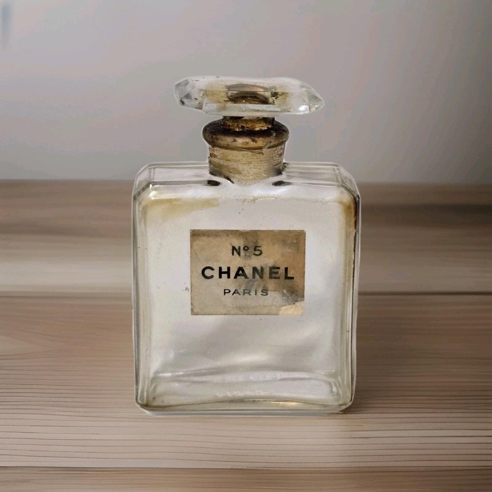 未開封ヴィンテージ CHANEL N°5 エクストレイト フランス製 15ml シャネル N°5 パルファム 15ml / CHANEL(シャネル) | LIPS