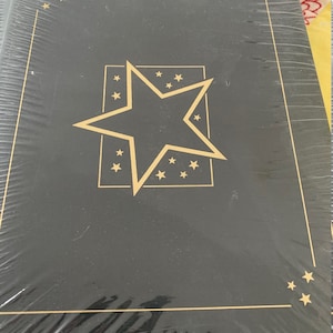 Creative Memories 8.5x11 Rare Black Star Album with Pages