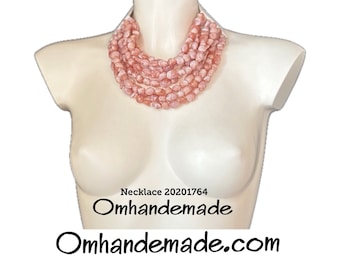 20201764 pink necklace, bib necklace, pink irregular nugget necklace, layered multi-strand choker necklace with customizable relief.