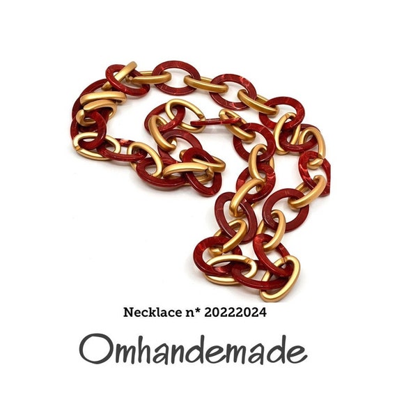 20222024 burgundy and golden necklace, chain necklace, oval rings necklace, necklace without closure, transformable necklace by Omhandemade