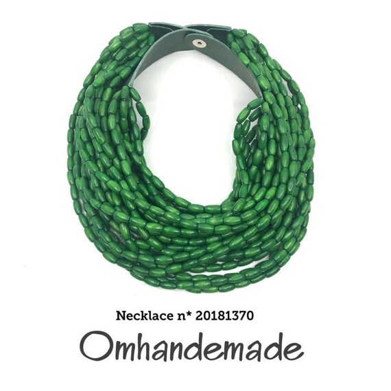 20181370 green necklace wood necklace maxi bib necklace, multistrand necklace, multilayer embossed necklace, double necklace, leather collar