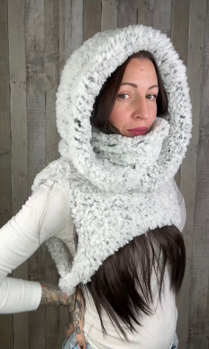 Matrixx Hood Crochet Pattern Hooded cowl available in 5 languages Digital PDF image 6