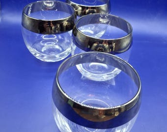 Vintage Dorothy Thorpe Roly Poly Cocktail Glasses Wide Silver Band Set of Four