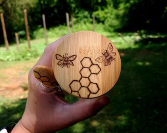Hand Burned Bee Honeycomb Glass Jar with Wood Lid & Spoon (8 Oz)