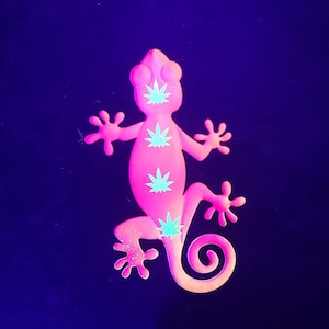 Mimi the Glow in the Dark and Blacklight Reactive Gecko Wall Hanging