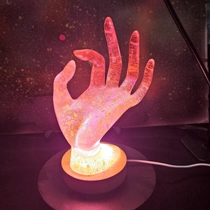 Schwarzlicht-reaktive Hand, Ringhalter & Lampe