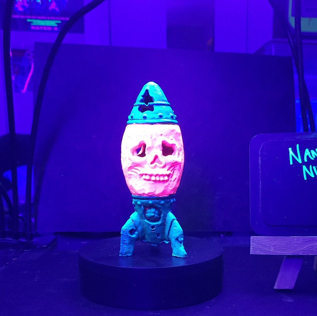 Nancy Nuke 'em Blacklight & Glow in the Dark Skull Toy 6 - Etsy