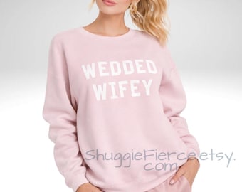UVP 108 | Upcycled Braut Wifey Wildfox Sweatshirt Größe M | Versand am selben Tag