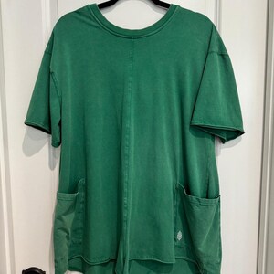 Precio de venta sugerido: 60 / Mono corto Free People FP Movement Hot Shot / Talla S-M / Verde Heritage imagen 3