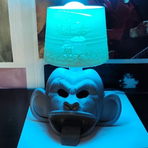 MONKEY HEAD LAMP - Guybrush and Stan on Melee - Fan Art - 3D Printed - Lucasarts Lucasfilm