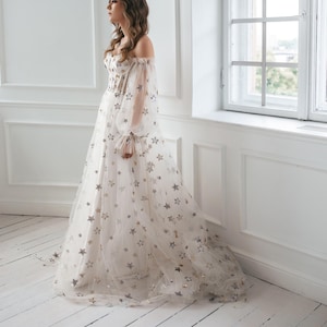 Robe champagne avec étoiles