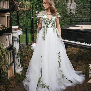 Robe de soirée fée des forêts avec feuilles