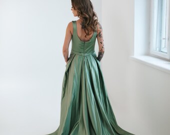 Green Satin Dress With Buttons Green Satin Dress With Buttons