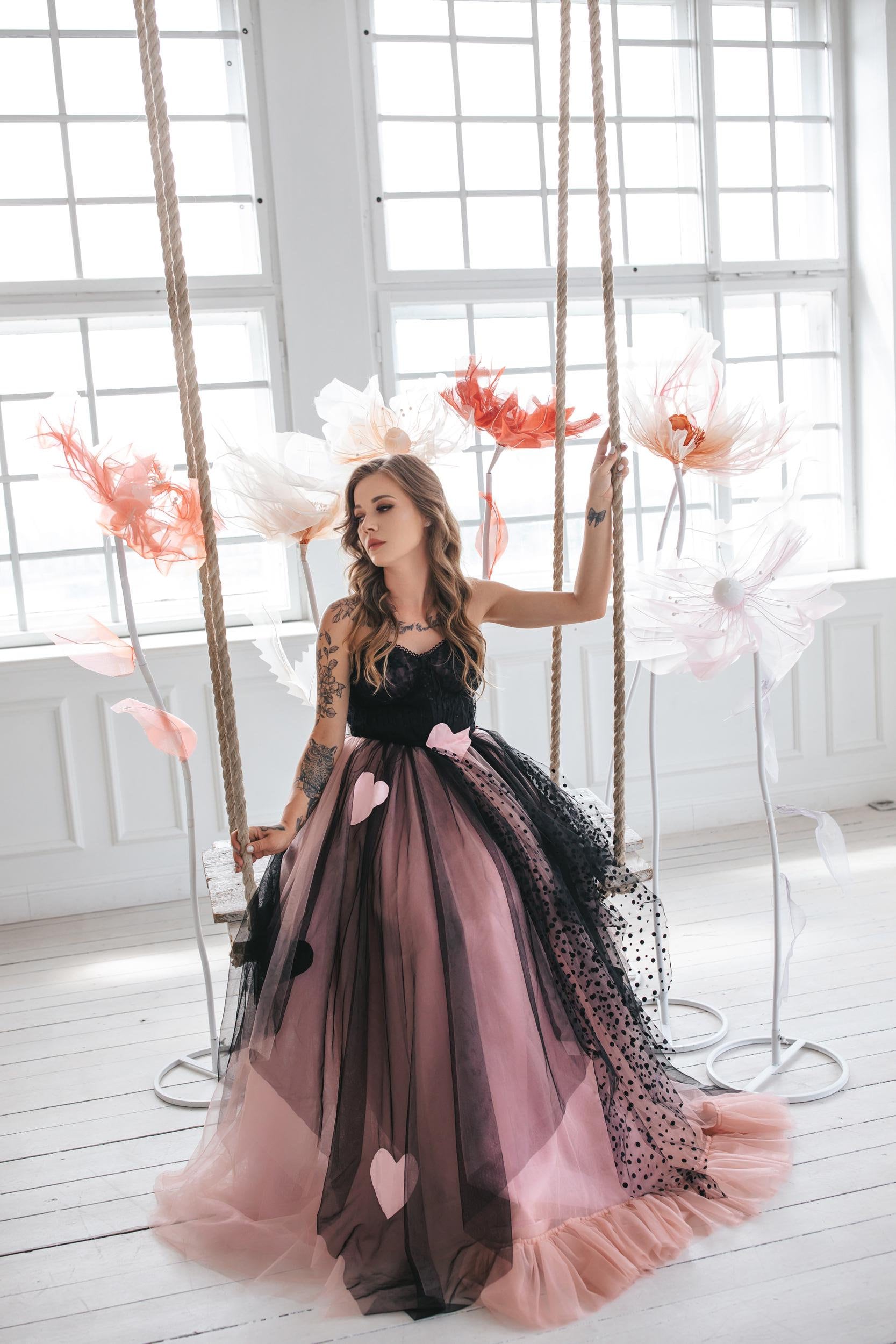 Alice in Wonderland White Queen Dress Sweden