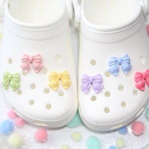 Fiocchi lucidi / graziosi ciondoli per scarpe