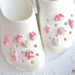 かわいい光沢のあるピンクのコージーシリーズ | シューチャーム