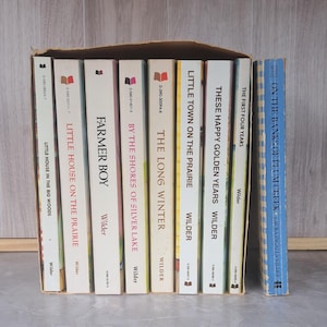 Laura Ingalls Wilder Set of 9 The Little House Books