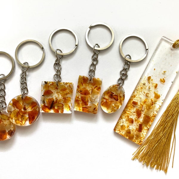 Real Amber Resin Keychain | gift for family | Resin Gift for Mother | handmade gift | key-ring gift | keyring