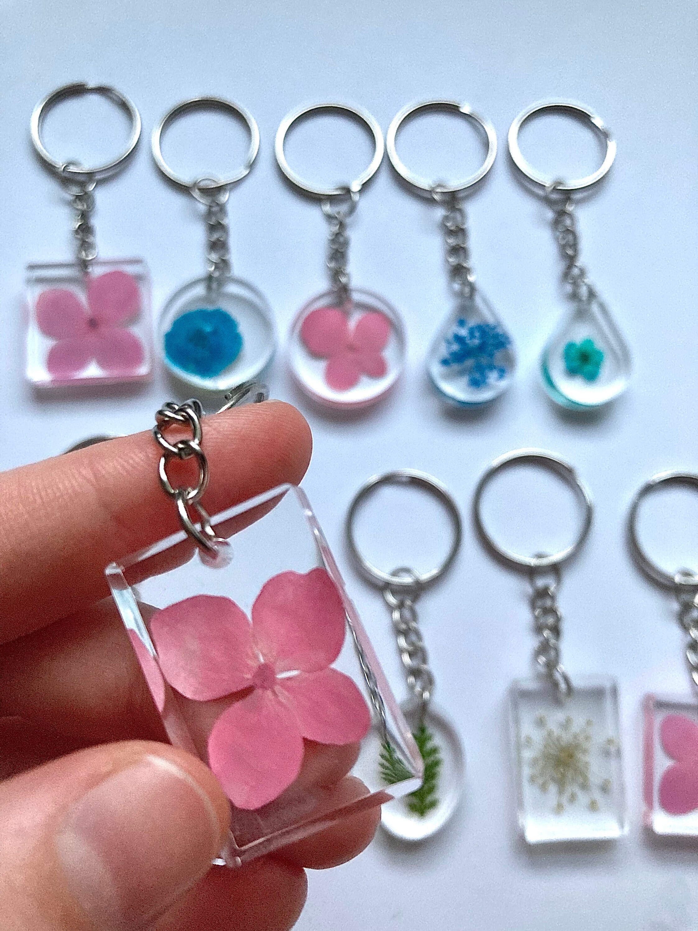 Pressed Powder On Key Chain Pressed Flower Resin Keychains | Floral Keychain - Etsy
