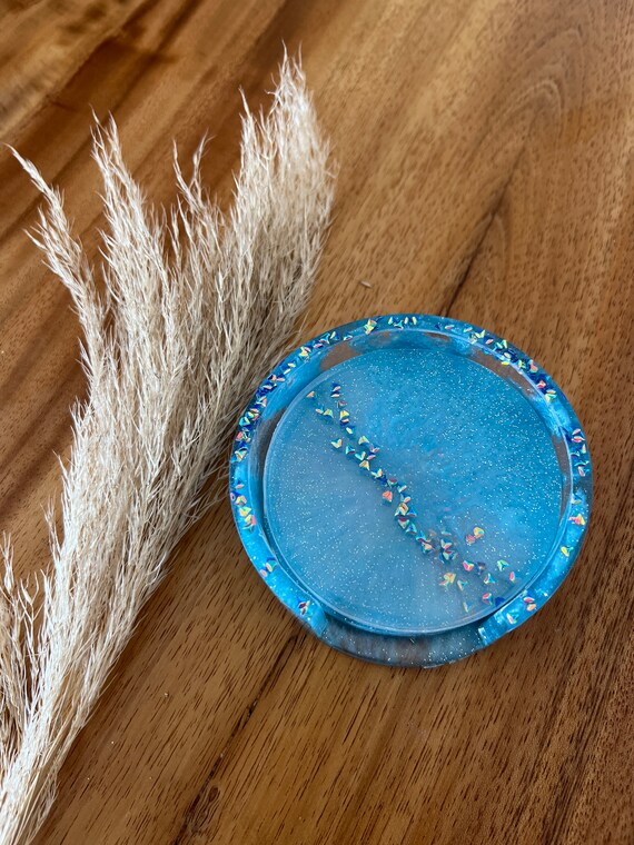 Epoxidharz Untersetzer 90mm Durchmesser incl. Kaffeebohnen transparent und blaues Epoxidharz