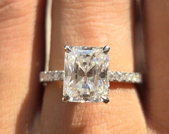 Versteckter Halo Radiant Cut Solitär Verlobungsring 14K Gold Ring Moissanit Verlobungsring Pave Fassung Ring für Frauen Hochzeitsgeschenk für Sie