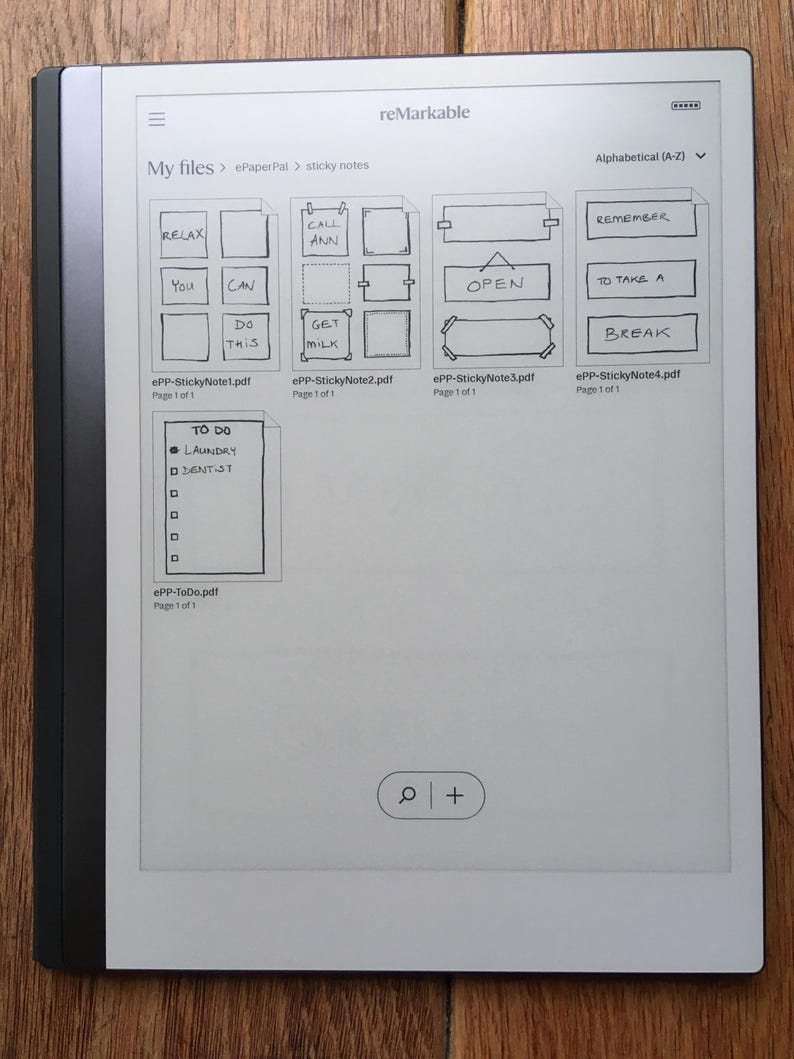 Puede incluir: Una captura de pantalla de una aplicaci&oacute;n de bloc de notas digital en un dispositivo tableta. La aplicaci&oacute;n se llama "reMarkable" y muestra una lista de archivos, incluidas notas adhesivas con texto escrito a mano y una lista de tareas pendientes. La pantalla tambi&eacute;n muestra un icono de b&uacute;squeda y un signo m&aacute;s.