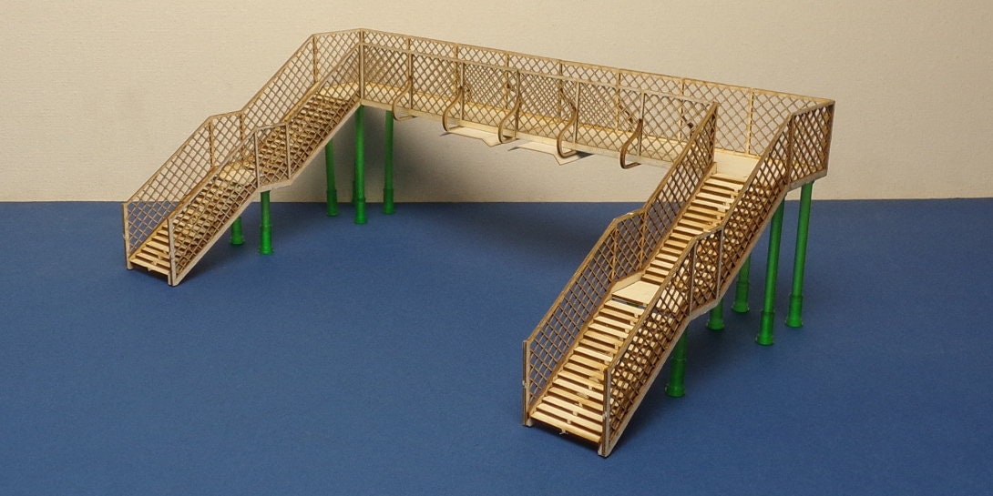 B 0035 OO Gauge LNER Style Footbridge 4mm Scale, 1/76 Etsy