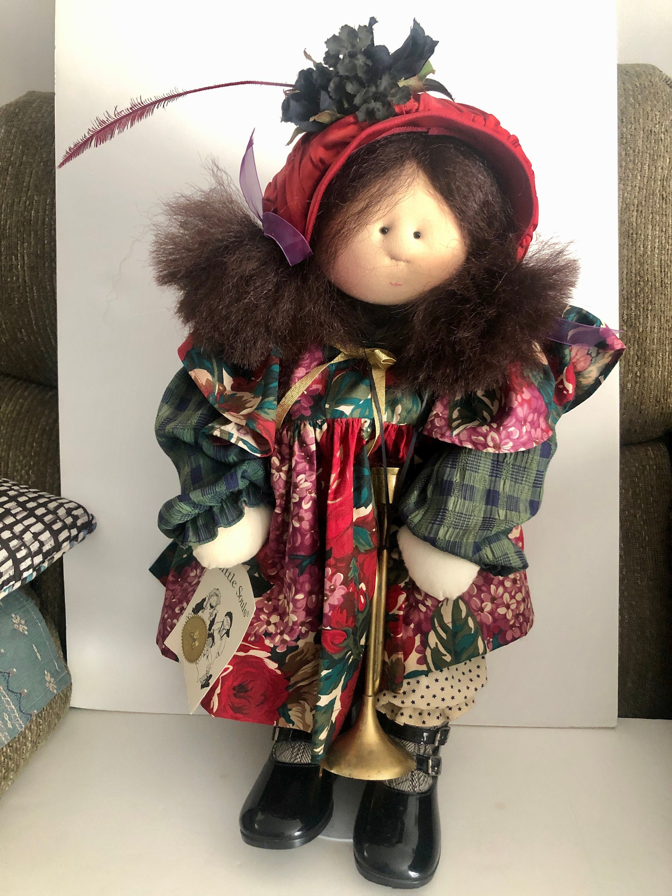 Little Souls One Of A Kind 21" Soft Plush "Linda" Created By Gretchen Wilson 1996 With Personal Autograph