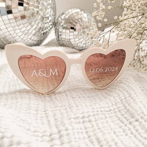 Lunettes coeur personnalisées Sticker autocollant lunettes coeur pour mariage, photobooth, anniversaire lunettes beige